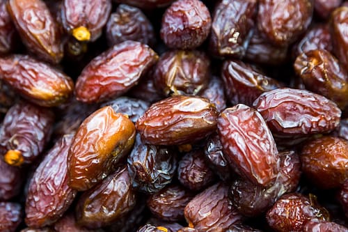 تصویر 5 از قیمت خرید خرمای پیارم صادراتی + فروش ویژه